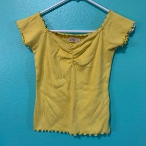 Yellow Hollister off the shoulder top